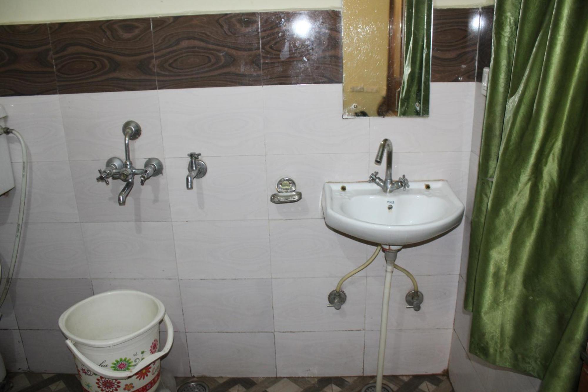 Hotel Diamond Leaf Chandīgarh Екстериор снимка